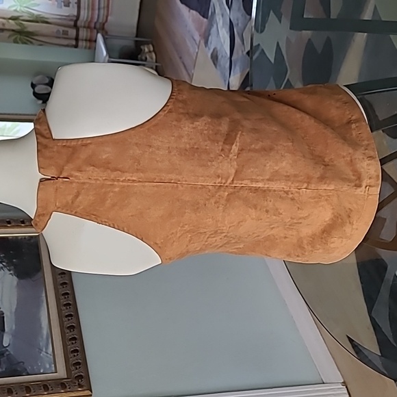 Sleeveless Top ❤️ - Picture 4 of 8